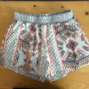 Patterned shorts